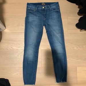 Mother Denim Looker Ankle Fray - size 26